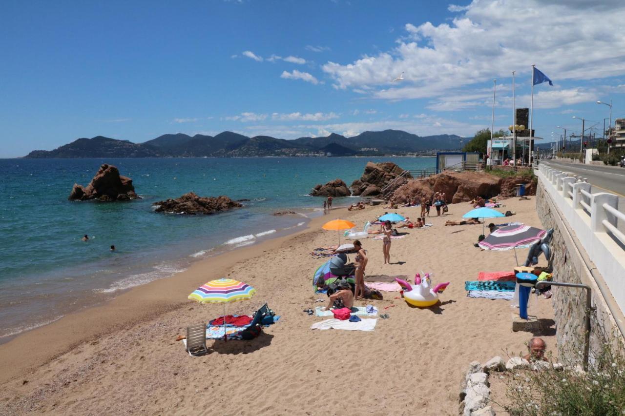 Studio With Beautiful Sea View And Direct Beach Access Cannes Exterior foto